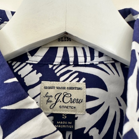 J.Crew Slim Secret Wash Shirt in Blue, Small - Picture 2 of 3